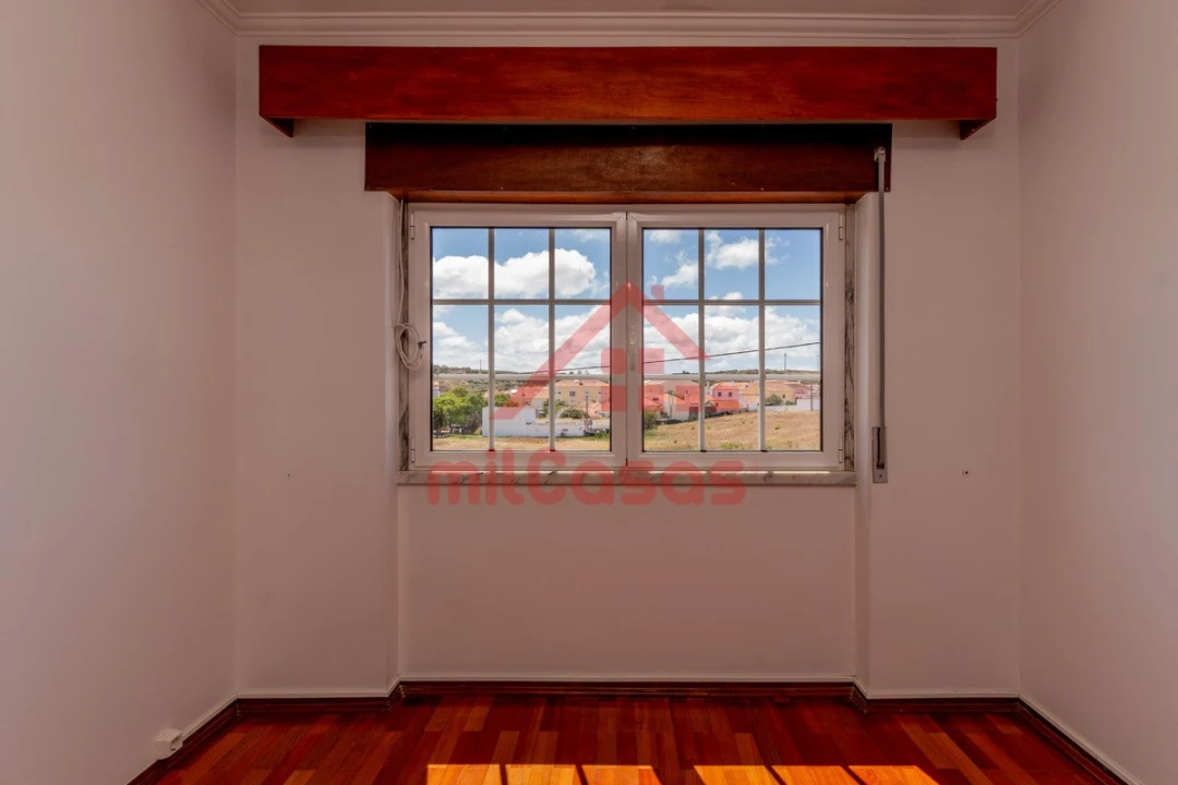 Apartamento T3 para Arrendamento em Ponte do Rol Foto 7