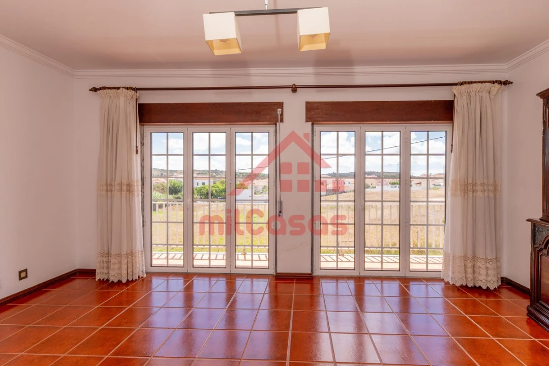 Apartamento T3 para Arrendamento em Ponte do Rol Foto 16