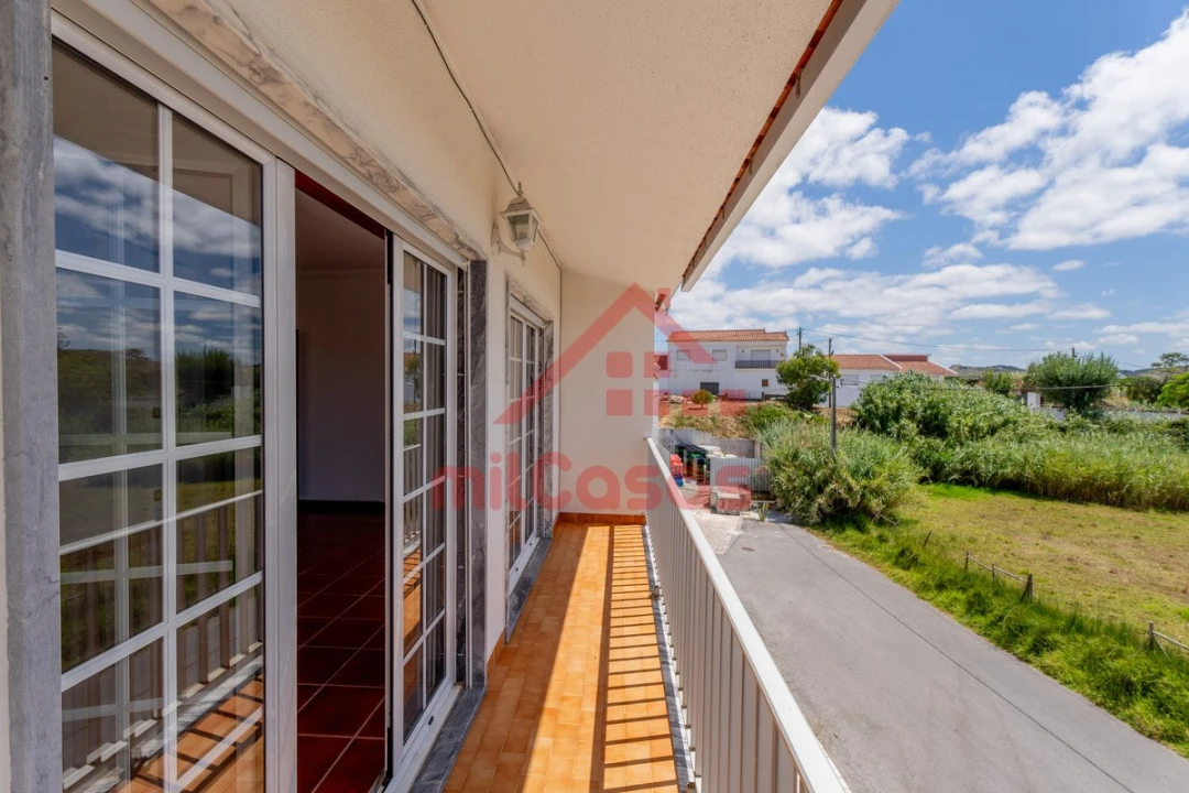 Apartamento T3 para Arrendamento em Ponte do Rol Foto 18