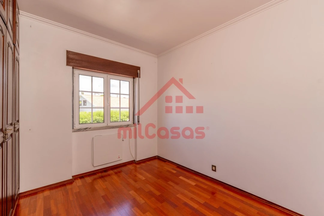 Apartamento T3 para Arrendamento em Ponte do Rol Foto 26