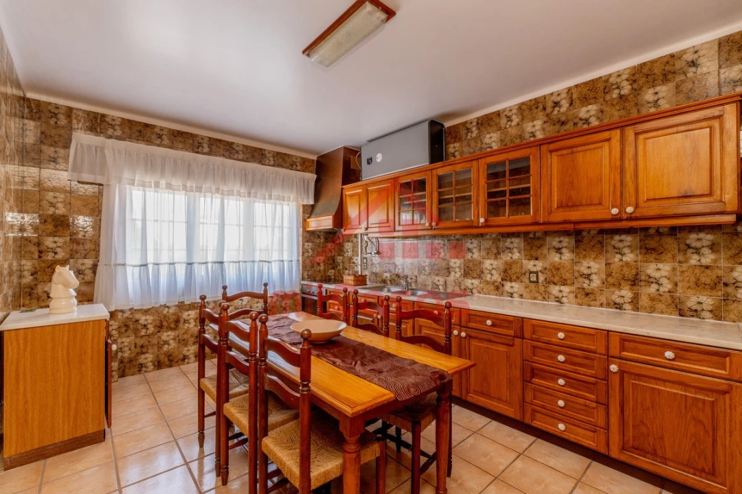 Apartamento T3 para Arrendamento em Ponte do Rol Foto 34