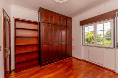Apartamento T3 para Arrendamento em Ponte do Rol