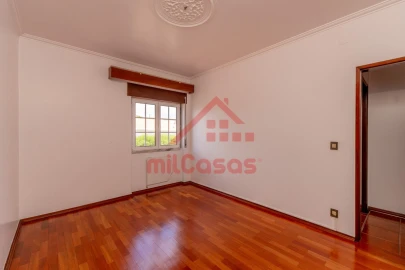 Apartamento T3 para Arrendamento em Ponte do Rol