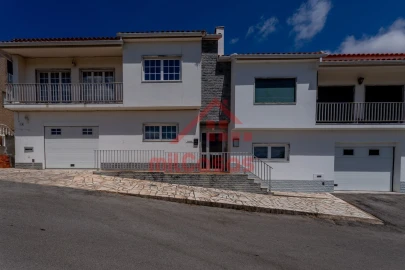 Apartamento T3 para Arrendamento em Ponte do Rol