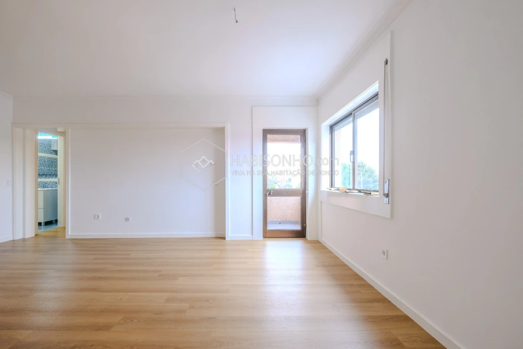 Apartamento T2 para Venda em Rio Tinto Foto 6