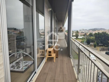 Apartamento T2 para Venda em Ermesinde