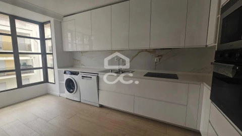 Apartamento T3 para Venda em Beja (Santiago Maior e São João Baptista)