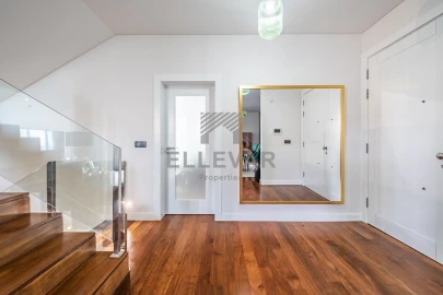 Moradia T3 para Venda em Santo Antonio