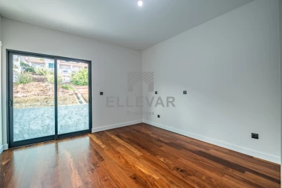 Moradia T3 para Venda em Santo Antonio