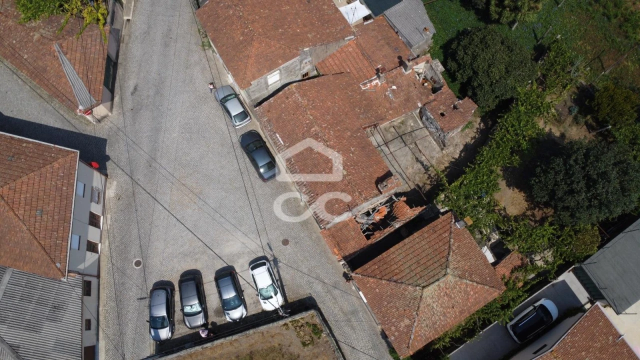 Moradia T4 para Venda em Nogueira e Silva Escura Foto 9