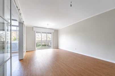 Apartamento T3 para Venda em Ramalde