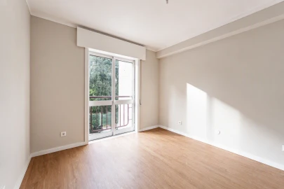 Apartamento T3 para Venda em Ramalde