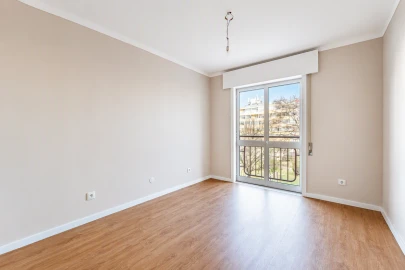 Apartamento T3 para Venda em Ramalde
