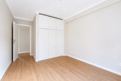 Apartamento T3 para Venda em Ramalde