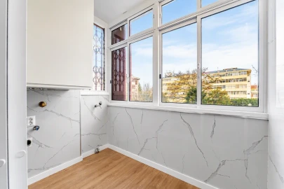Apartamento T3 para Venda em Ramalde