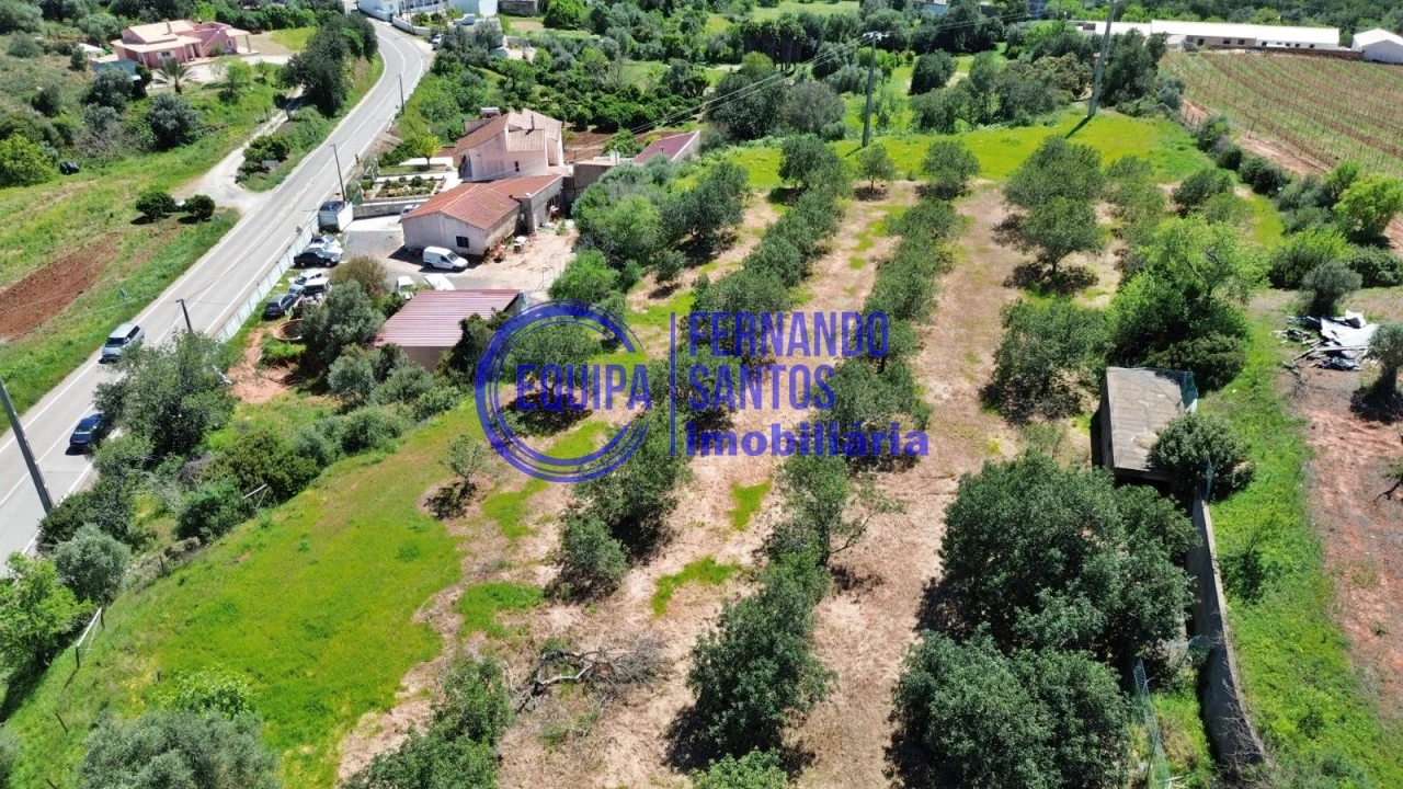 Moradia T2 para Venda em São Bartolomeu de Messines Foto 4