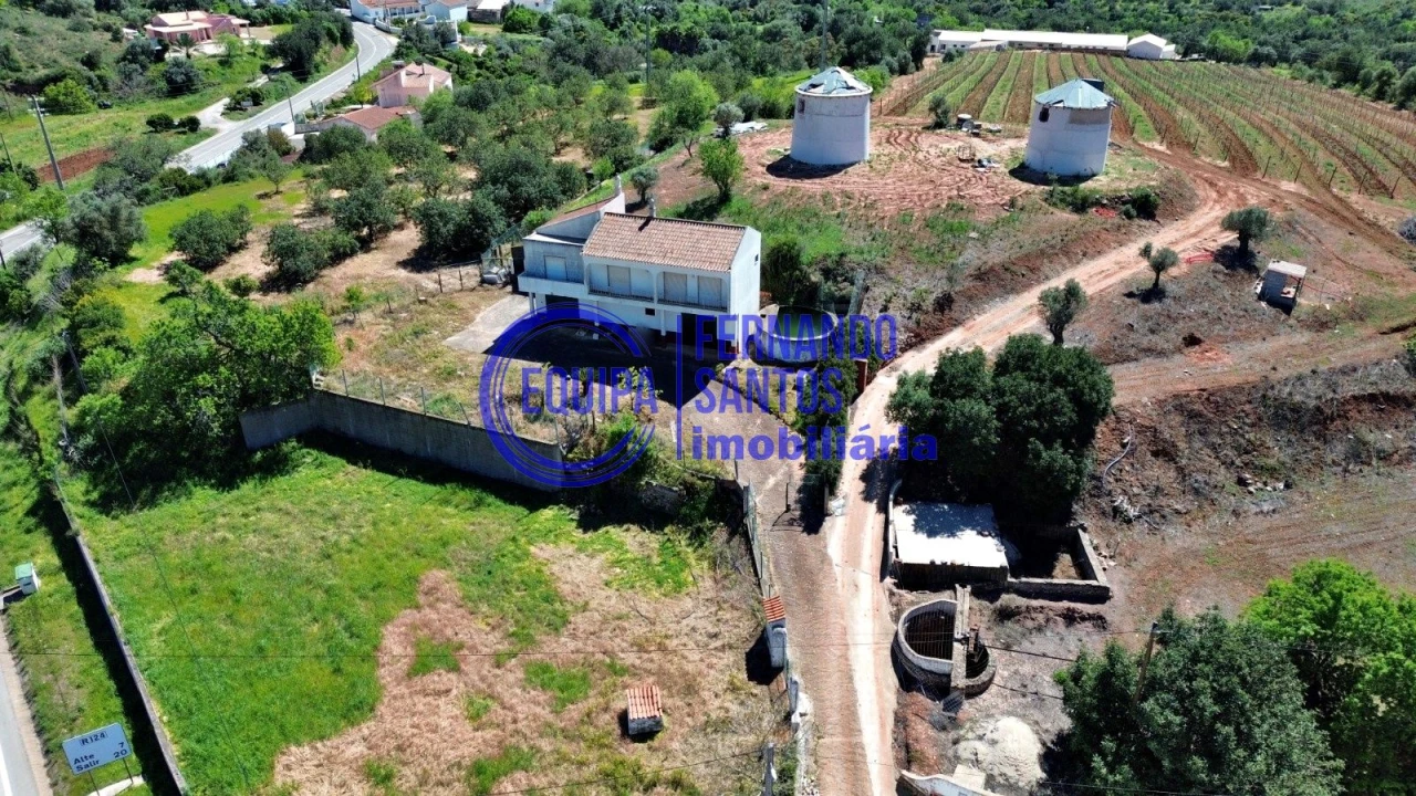 Moradia T2 para Venda em São Bartolomeu de Messines Foto 13