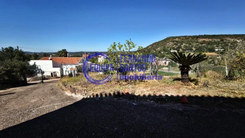 Moradia T2 para Venda em São Bartolomeu de Messines