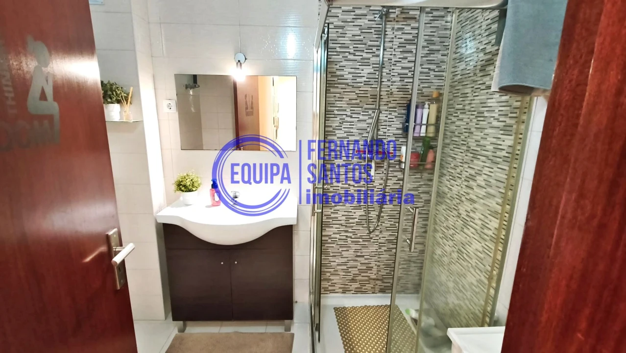 Apartamento T2 para Venda em Armação de Pera Foto 13