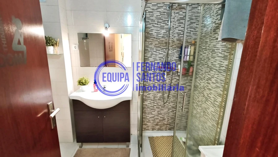Apartamento T2 para Venda em Armação de Pera Foto 13