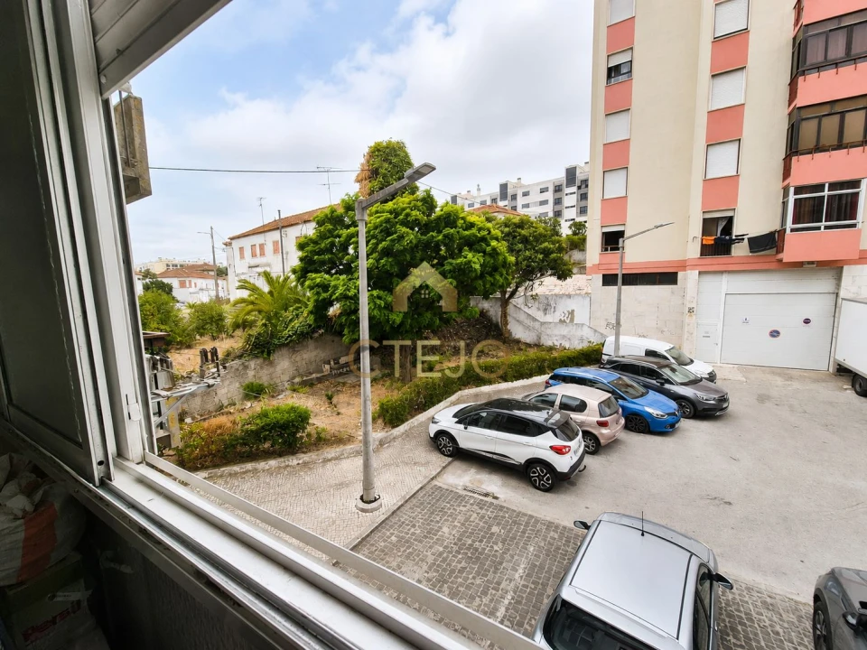 Apartamento T2 para Venda em Santa Iria de Azoia, São João da Talha e Bobadela Foto 13