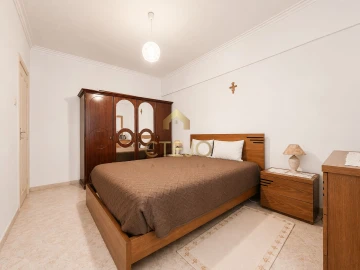 Apartamento T2 para Venda em Santa Iria de Azoia, São João da Talha e Bobadela