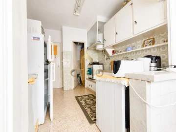 Apartamento T2 para Venda em Santa Iria de Azoia, São João da Talha e Bobadela