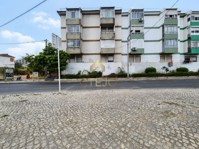 Apartamento T2 para Venda em Santa Iria de Azoia, São João da Talha e Bobadela Foto 29