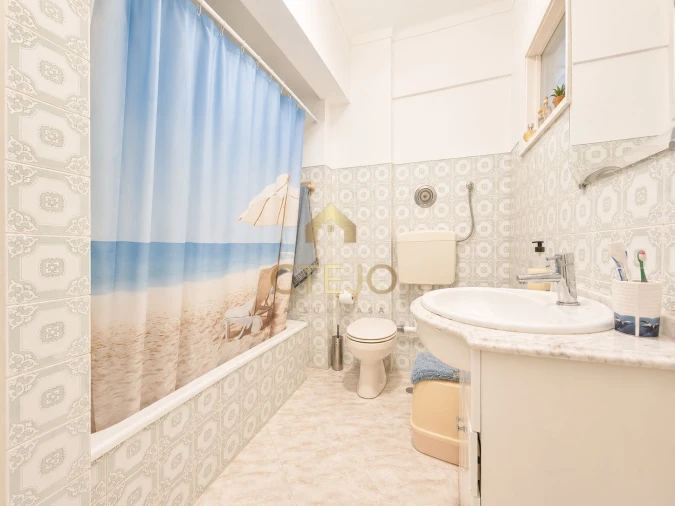 Apartamento T2 para Venda em Santa Iria de Azoia, São João da Talha e Bobadela Foto 15