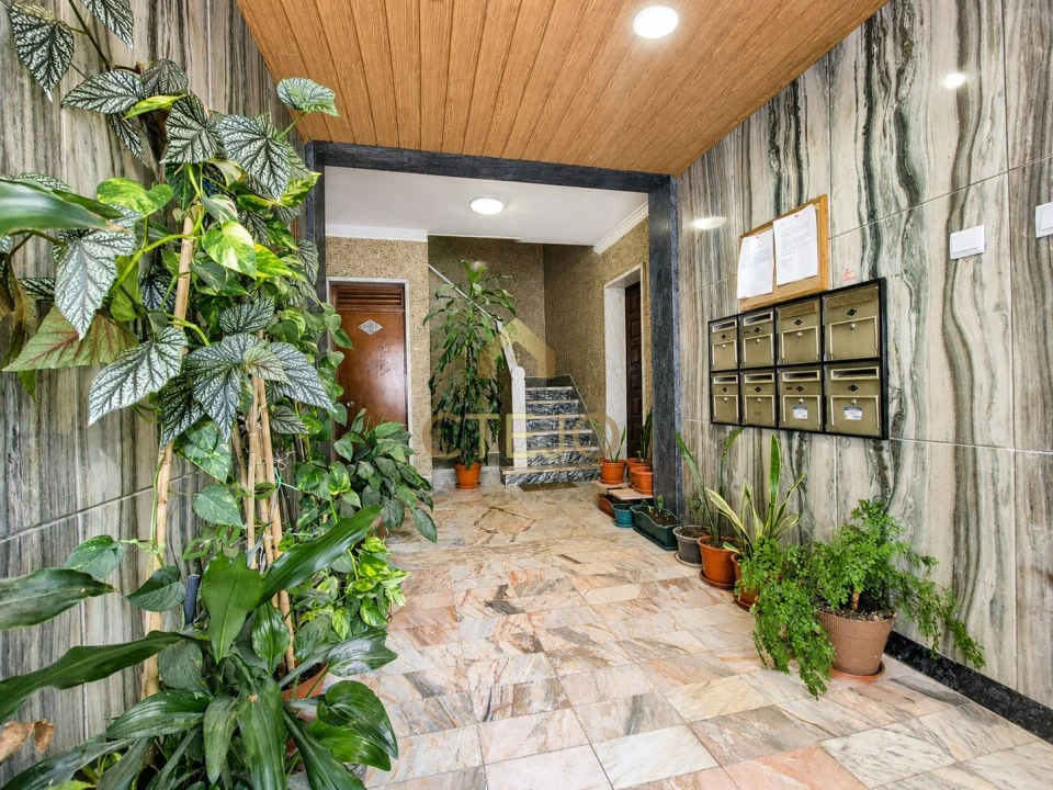 Apartamento T2 para Venda em Santa Iria de Azoia, São João da Talha e Bobadela Foto 25