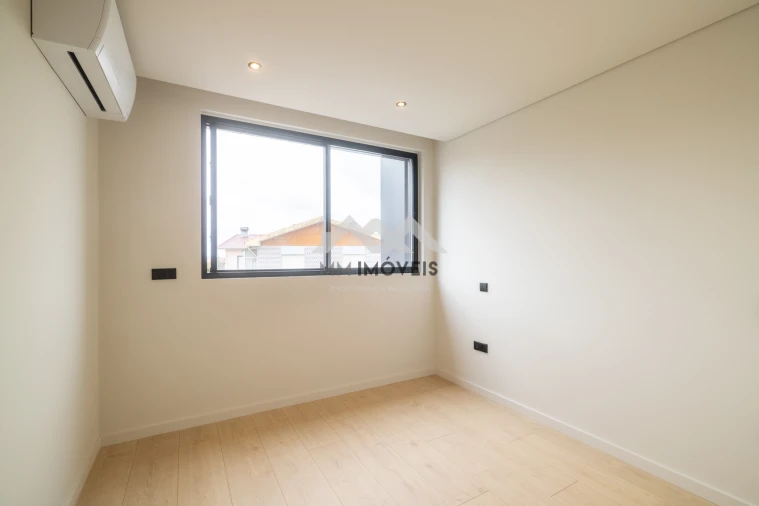 Apartamento T4 para Venda em Gondomar (São Cosme), Valbom e Jovim Foto 21