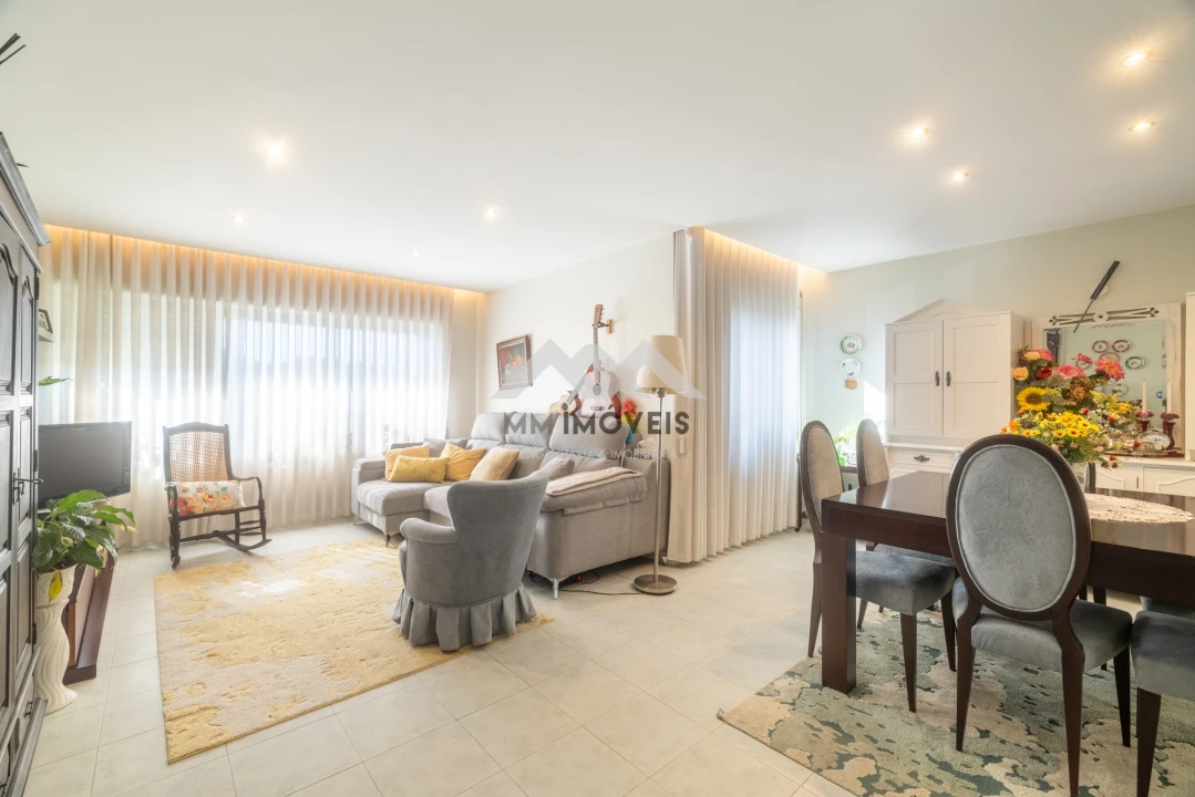 Apartamento T3 para Venda em Santa Marinha e São Pedro da Afurada Foto 4