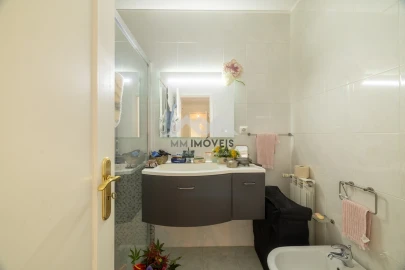 Apartamento T3 para Venda em Santa Marinha e São Pedro da Afurada