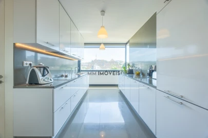 Apartamento T4 para Venda em Santa Marinha e São Pedro da Afurada