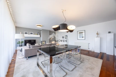 Apartamento T4 para Venda em Santa Marinha e São Pedro da Afurada