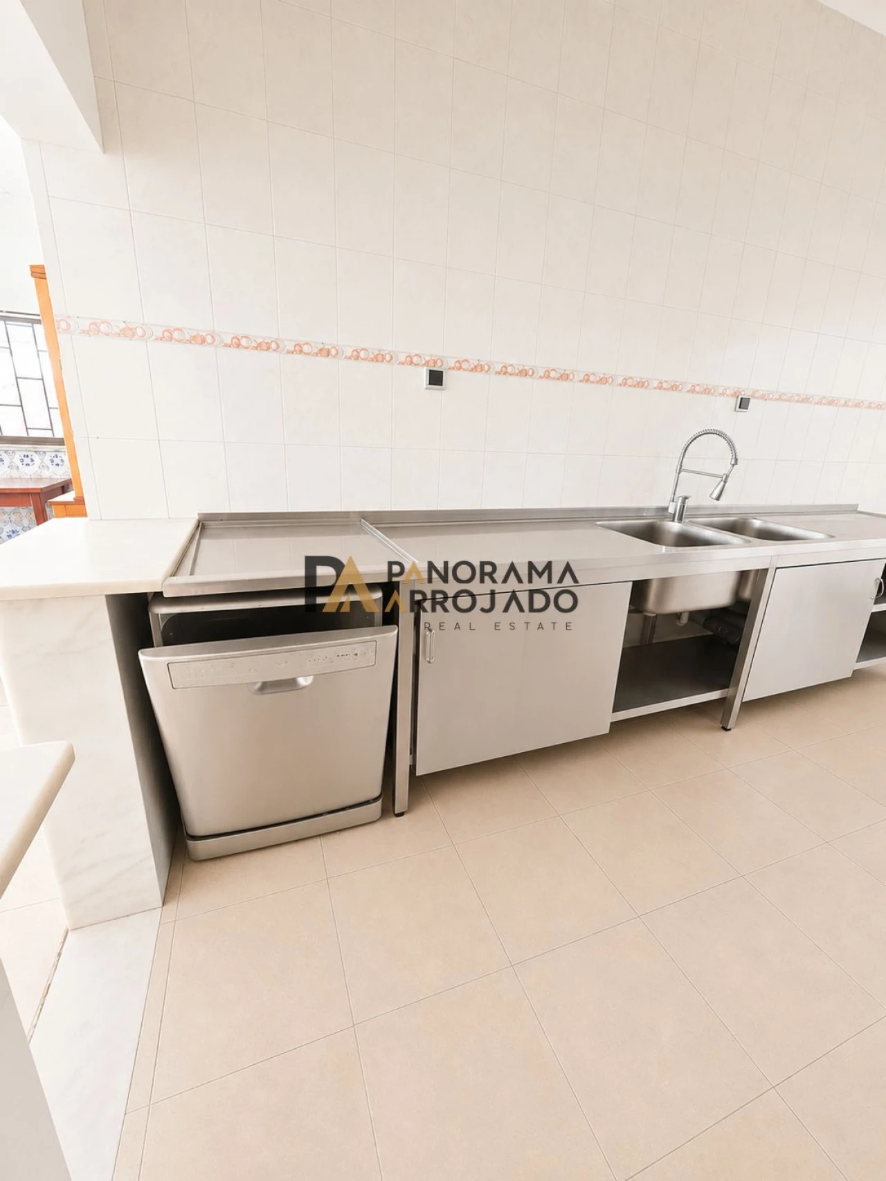 Negócio para Venda em Sarilhos Grandes Foto 45