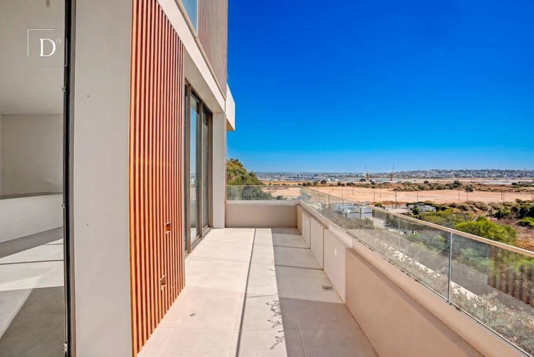 Apartamento T2 para Venda em Portimão Foto 21