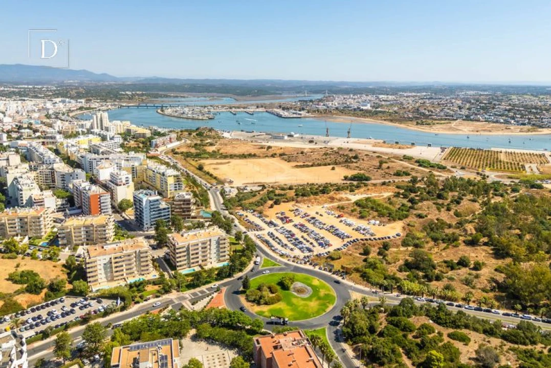 Apartamento T2 para Venda em Portimão Foto 37
