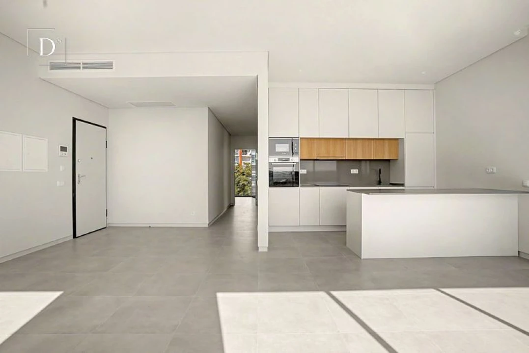 Apartamento T2 para Venda em Portimão Foto 7