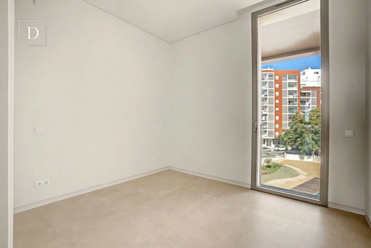 Apartamento T2 para Venda em Portimão Foto 12