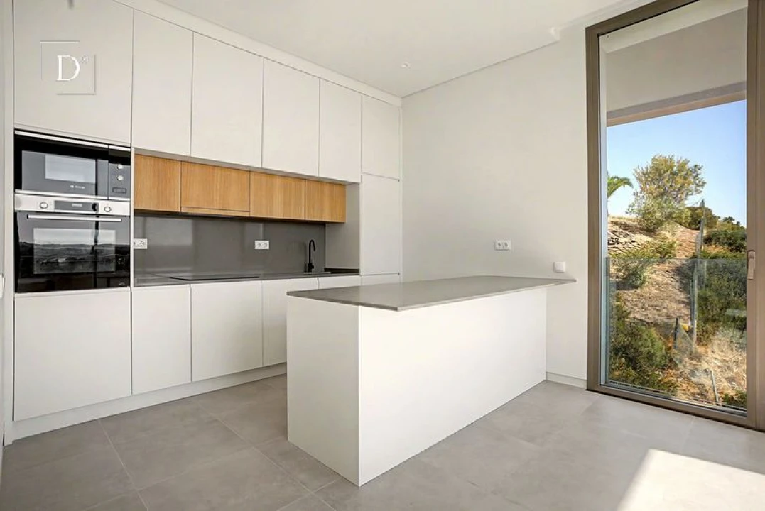 Apartamento T2 para Venda em Portimão Foto 9