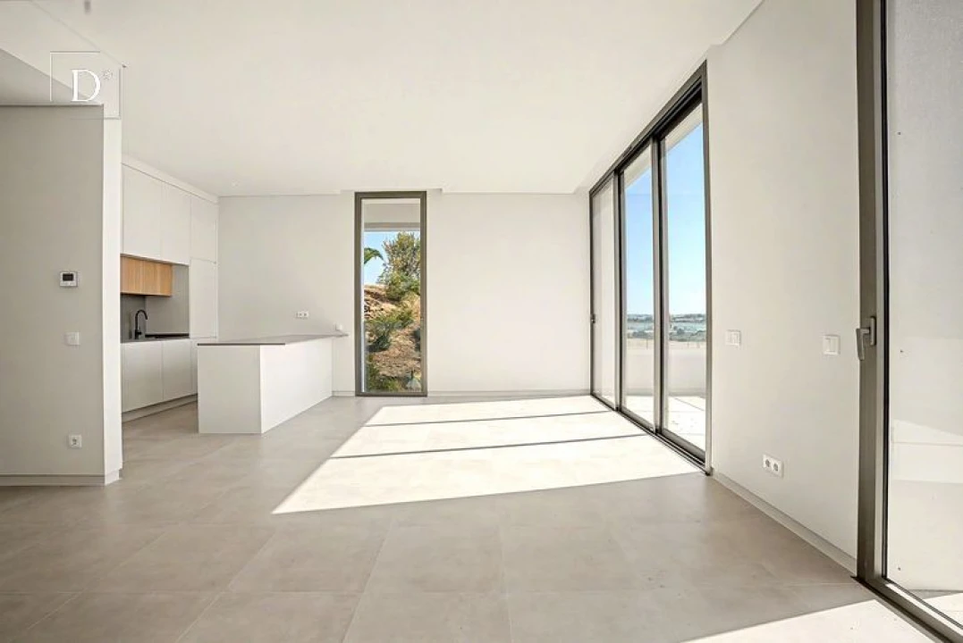 Apartamento T3 para Venda em Portimão Foto 5