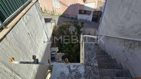 Moradia T6 para Venda em Agualva e Mira-Sintra
