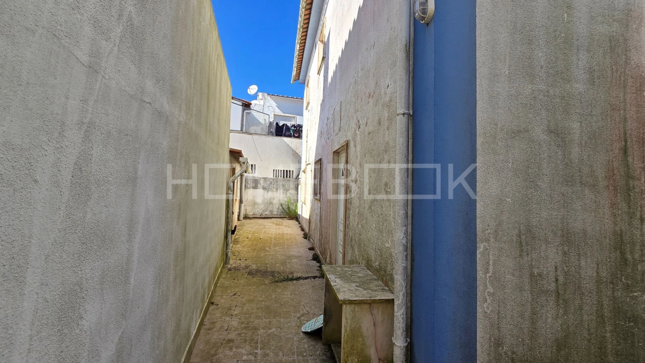Moradia T6 para Venda em Agualva e Mira-Sintra Foto 18