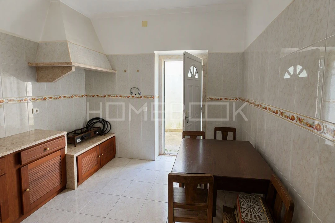 Moradia T6 para Venda em Agualva e Mira-Sintra Foto 4