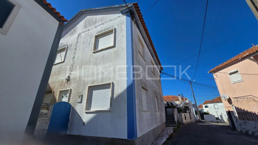 Moradia T6 para Venda em Agualva e Mira-Sintra Foto 2