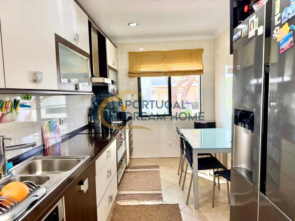 Apartamento T3 para Venda em Albufeira e Olhos de Água Foto 12
