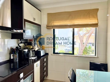 Apartamento T3 para Venda em Albufeira e Olhos de Água