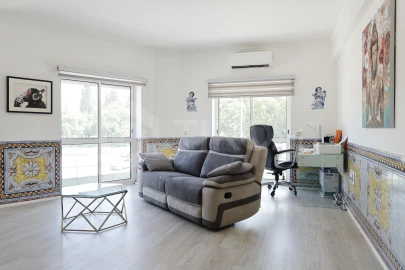 Apartamento T2 para Venda em Baixa da Banheira e Vale da Amoreira