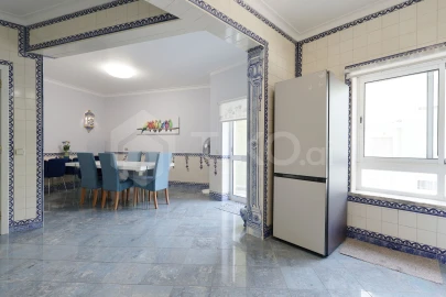 Apartamento T2 para Venda em Baixa da Banheira e Vale da Amoreira